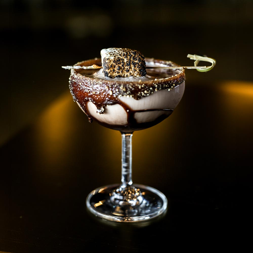 B6D cocktail with chocolate and marshmallow